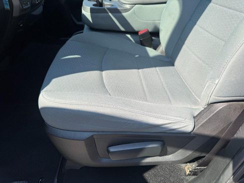 Used 2019 RAM 1500 Express w/ Express Value Package AWD/4WD image 14