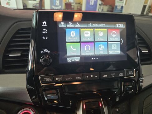 Used 2018 Honda Odyssey EX-L image 25