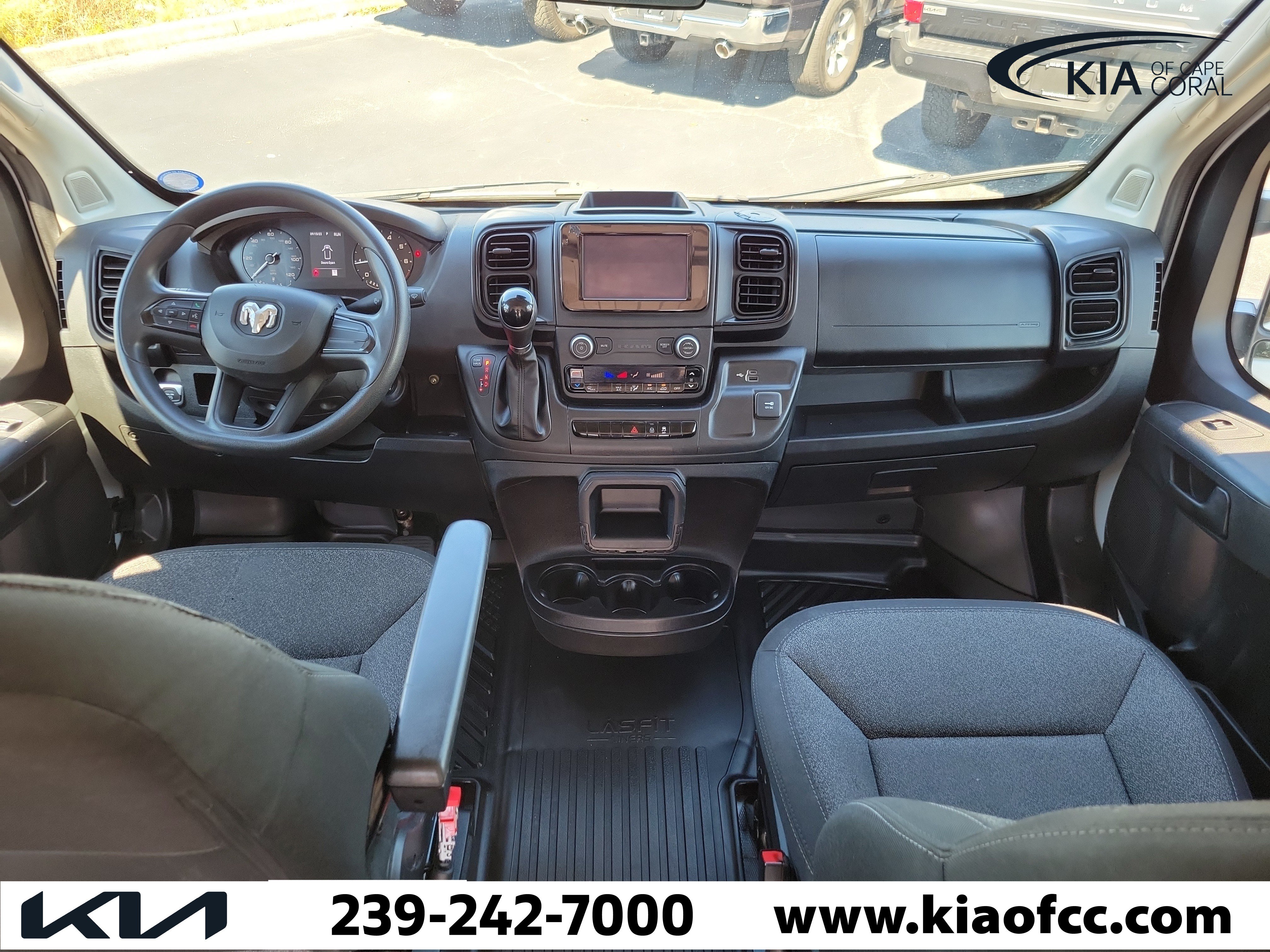 Used 2023 RAM ProMaster 2500 FWD image 17