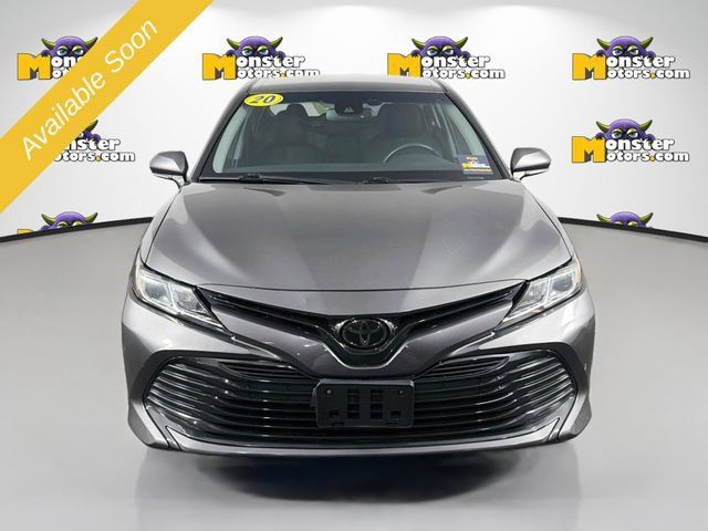 Used 2020 Toyota Camry LE FWD image 2