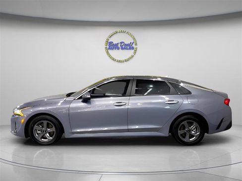 Used 2021 Kia K5 LX image 3