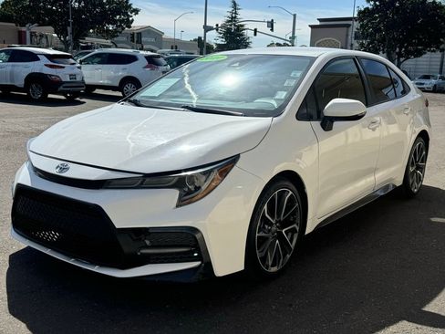 Used 2020 Toyota Corolla SE image 9
