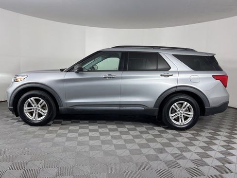 Used 2020 Ford Explorer XLT RWD image 5