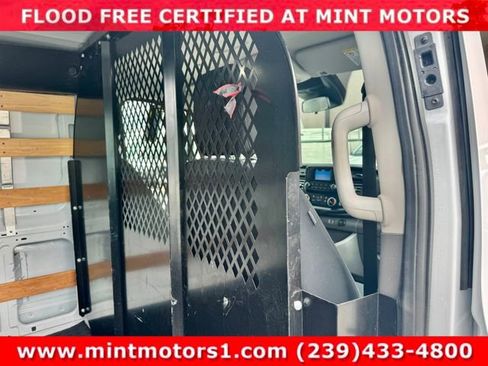 Used 2024 Ford Transit 250 Low Roof w/ Exterior Upgrade Package image 23