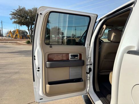 Used 2010 Ford F150 Lariat RWD image 21