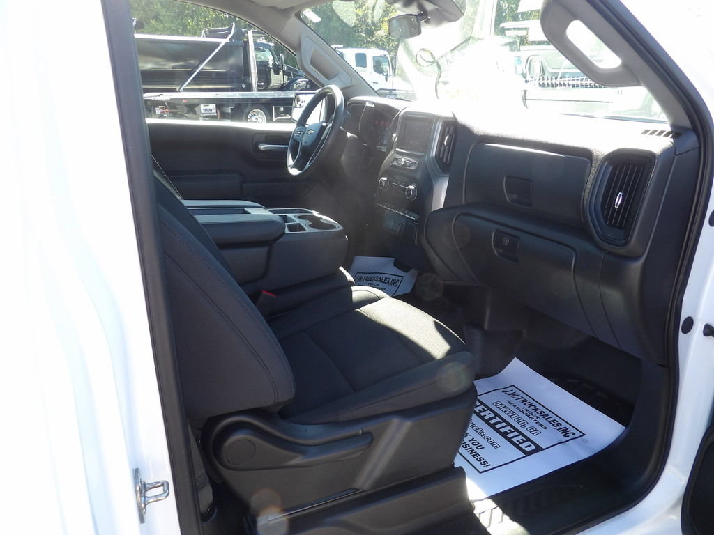 Used 2025 Chevrolet Silverado 1500 W/T RWD image 30