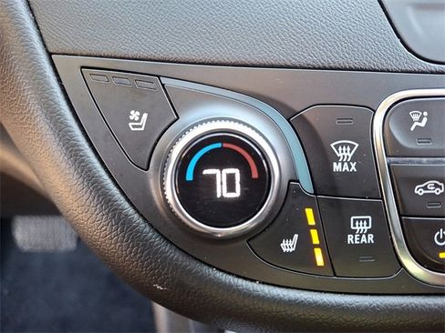 Used 2024 Chevrolet Malibu LT image 27