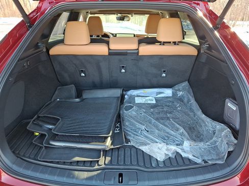 Certified 2025 Lexus RX 350 Premium w/ Accessory Package image 28