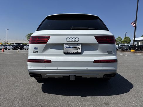 Used 2017 Audi Q7 3.0T Prestige AWD/4WD image 9