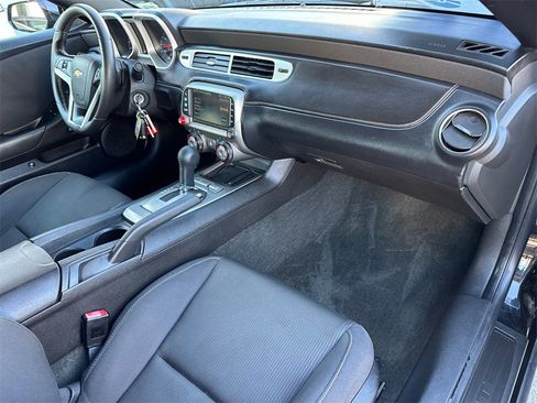 Used 2014 Chevrolet Camaro LT image 15