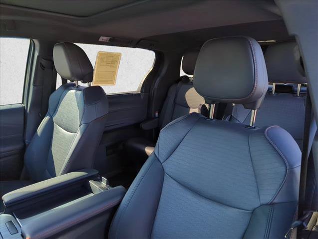 Certified 2024 Toyota Sienna XSE FWD image 22