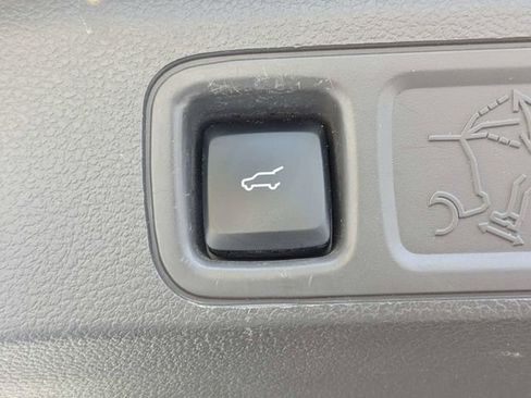 Used 2021 Ford Expedition Limited RWD image 13