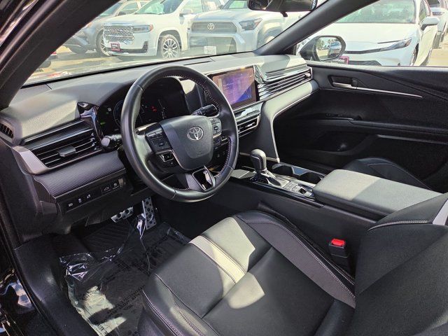 Used 2025 Toyota Camry SE FWD image 9