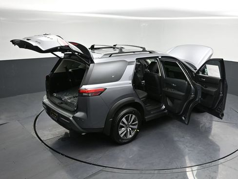 New 2026 Nissan Pathfinder SL AWD/4WD image 35