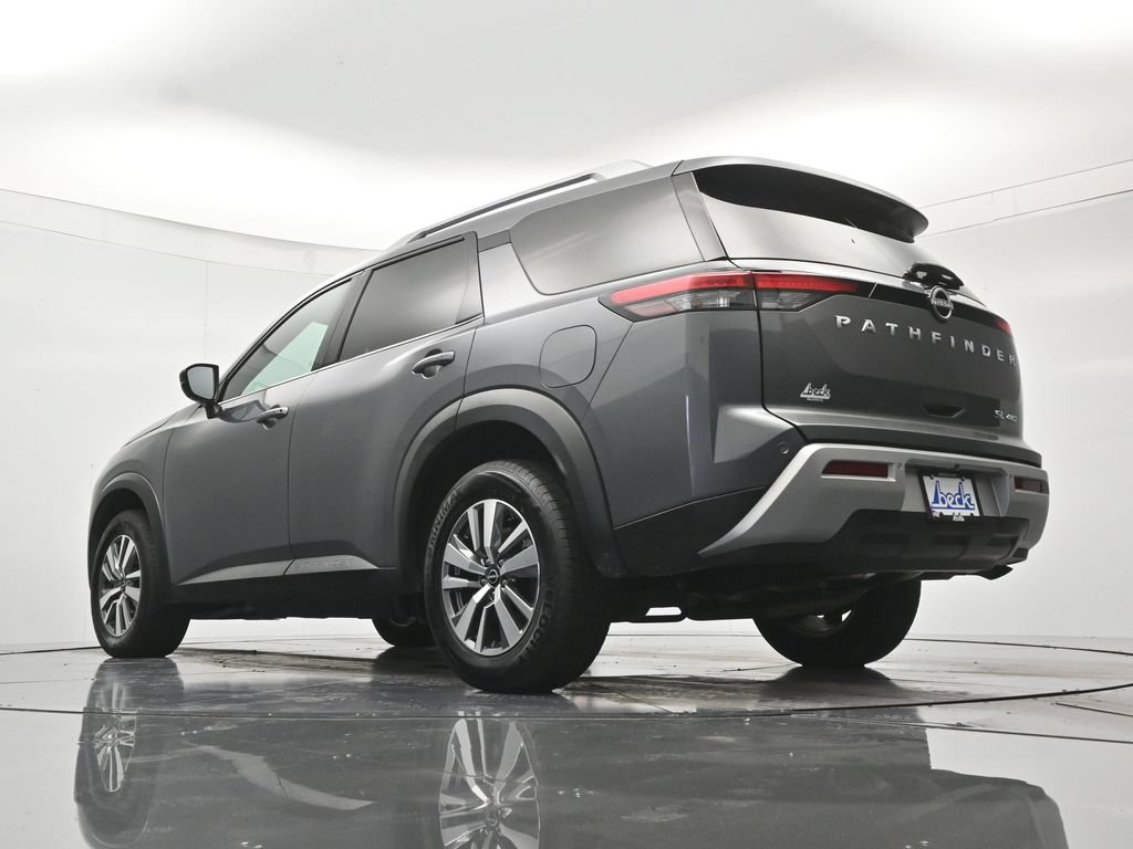 Used 2025 Nissan Pathfinder SL AWD/4WD image 43