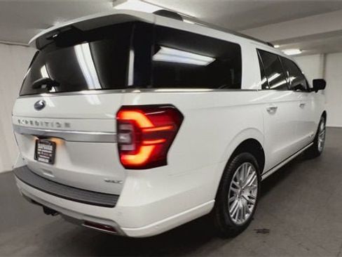 Used 2024 Ford Expedition Max Platinum image 8