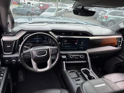 Used 2024 GMC Sierra 2500 Denali w/ Denali Reserve Package AWD/4WD image 11