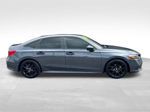 Used 2023 Honda Civic Sport image 8