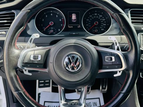 Used 2016 Volkswagen GTI S FWD image 10