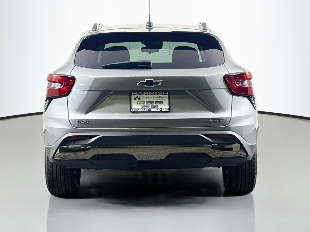 New 2026 Chevrolet Trax ACTIV w/ Sunroof Package FWD image 6