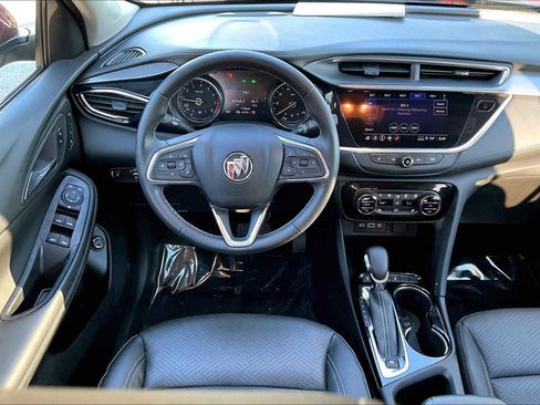 Used 2022 Buick Encore GX Essence w/ Experience Buick Package image 10