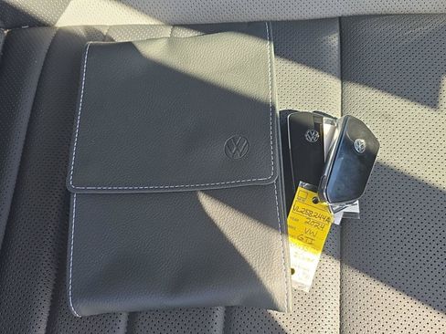 Certified 2024 Volkswagen GTI SE FWD image 3