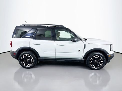 Used 2023 Ford Bronco Sport Outer Banks w/ Tech Package AWD/4WD image 3