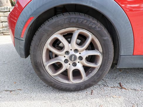 Used 2015 MINI Cooper 2-Door Hardtop image 8