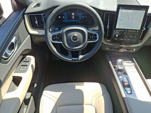 New 2026 Volvo XC60 B5 Core w/ Protection Package Premier image 7