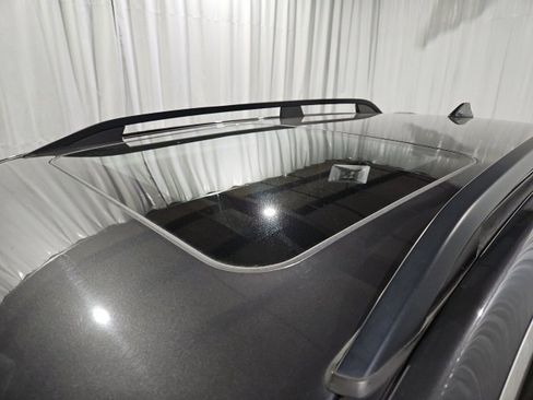 Used 2021 Subaru Forester Limited image 9