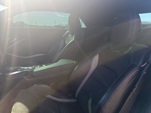 Used 2023 Chevrolet Camaro LT image 9