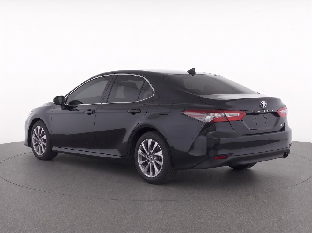 Used 2021 Toyota Camry LE FWD image 3
