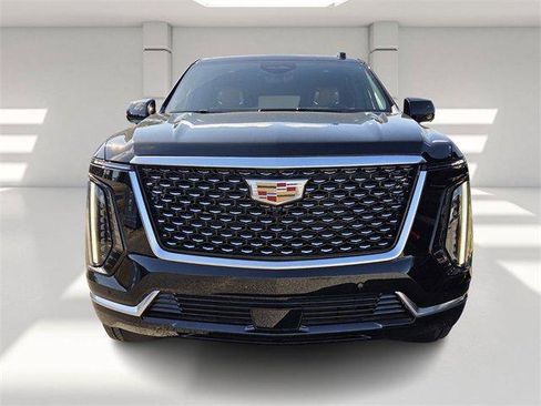 New 2026 Cadillac Escalade ESV Luxury w/ Touring Package image 8