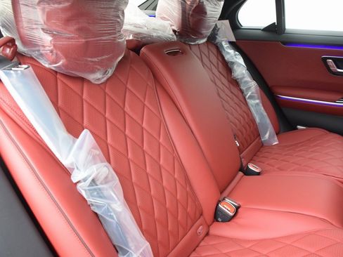New 2026 Mercedes-Benz S 580 4MATIC Sedan image 17