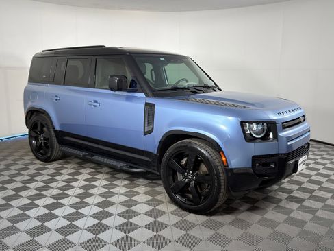 Used 2022 Land Rover Defender 110 X-Dynamic SE image 6