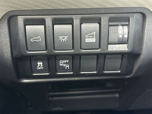 Used 2022 Subaru Ascent Premium w/ Convenience Package image 32