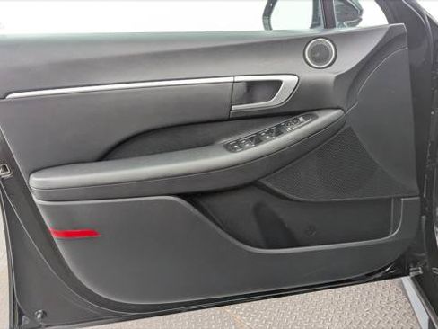 Used 2025 Hyundai Sonata SEL FWD image 13