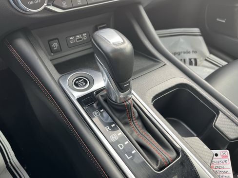 Used 2024 Nissan Sentra SR w/ SR Premium Package image 24