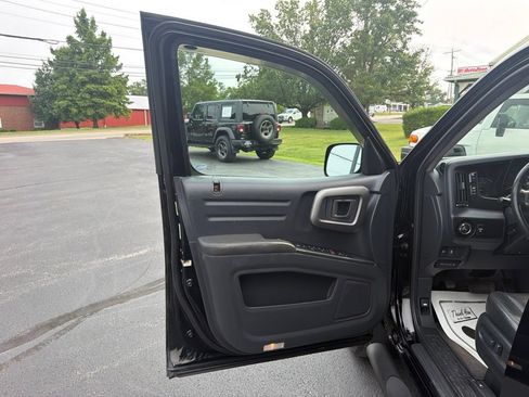 Used 2013 Honda Ridgeline RTL image 9