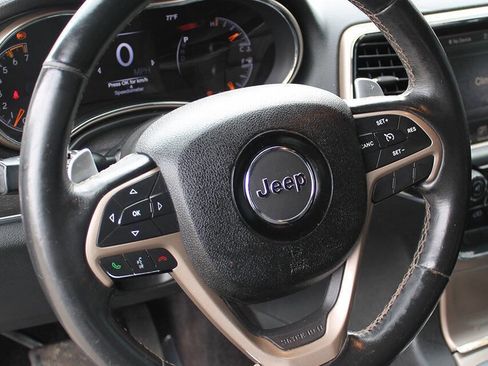 Used 2016 Jeep Grand Cherokee Limited w/ Trailer Tow Group IV image 12