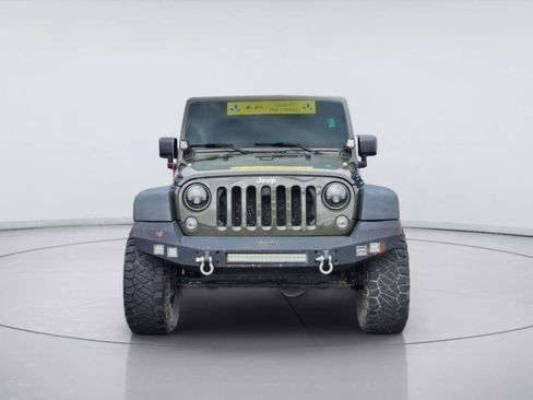 Used 2016 Jeep Wrangler Unlimited Rubicon w/ Max Tow Package AWD/4WD image 90