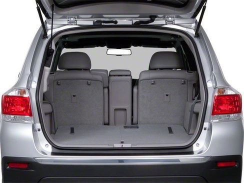 Used 2013 Toyota Highlander Limited image 15