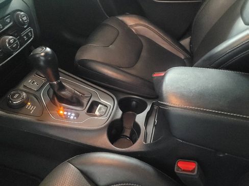 Used 2022 Jeep Cherokee Latitude Lux image 26