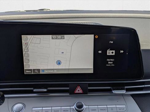 New 2025 Hyundai Elantra Limited image 13