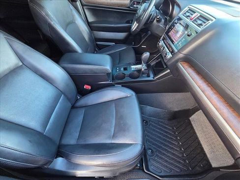 Used 2017 Subaru Outback 2.5i Limited image 20