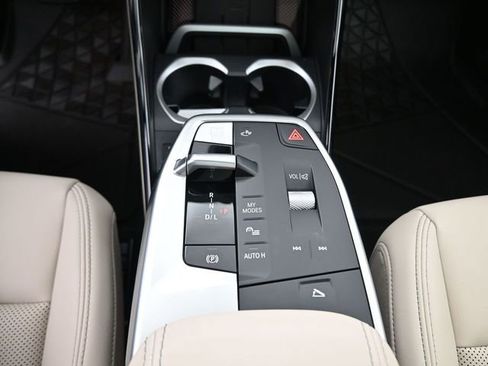 New 2025 BMW X1 xDrive28i w/ Premium Package image 3