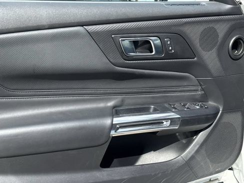 Used 2025 Ford Mustang Premium RWD image 23