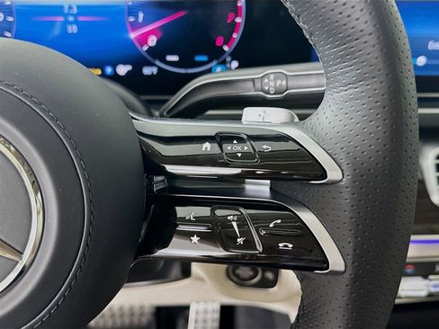 Used 2026 Mercedes-Benz GLS 450 4MATIC image 13