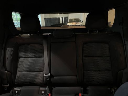 Used 2025 Chevrolet Equinox LT image 38