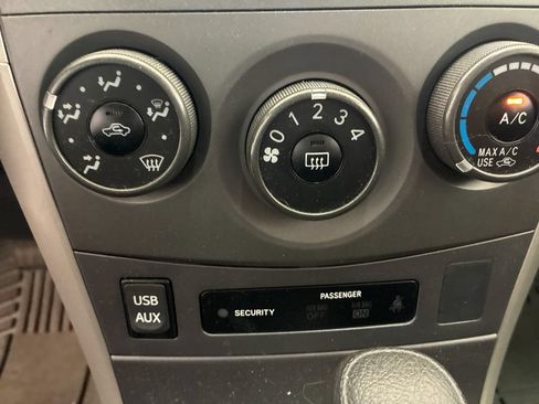 Used 2013 Toyota Corolla S FWD image 16